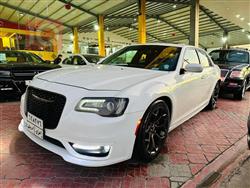 کرایسلەر 300